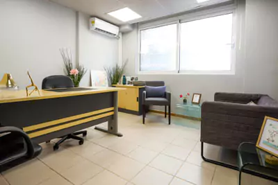 Ιδιωτικό γραφείο Ιδιωτικό γραφείο