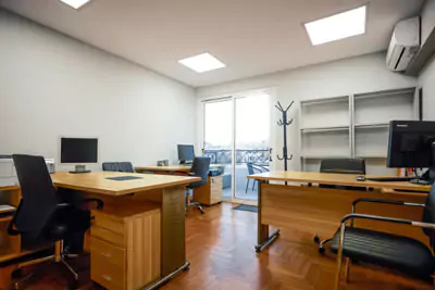 Exlcusive γραφεία με μπαλκόνι στον 7ο όροφο