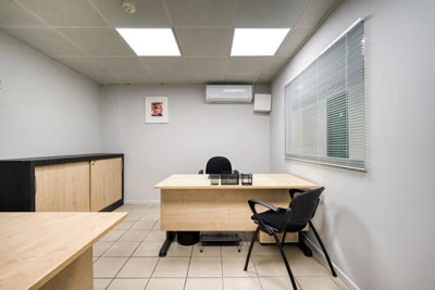 Ιδιωτικό γραφείο - 4ος όροφος Ιδιωτικό γραφείο - 4ος όροφος