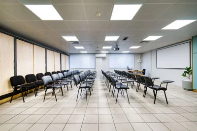 Συνεδριακός χώρος - 4ος όροφος Συνεδριακός χώρος - 4ος όροφος