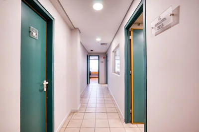 Διάδρομος 5ος όροφος Γ' Σεπτεμβρίου Διάδρομος 5ος όροφος Γ' Σεπτεμβρίου