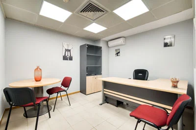 Ιδιωτικό γραφείο Ιδιωτικό γραφείο